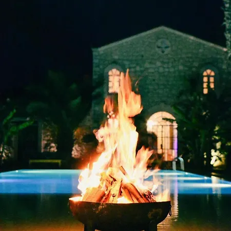 Manastir Alacati