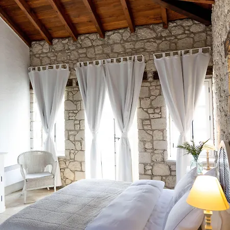 Manastir 2* Alaçatı