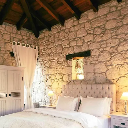 Manastir Hotell Alaçatı